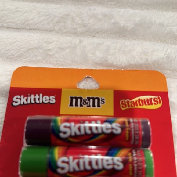 Skittles, M & M’s, Starburst 10 Flavored Lip Balms. - Picture 5 of 5